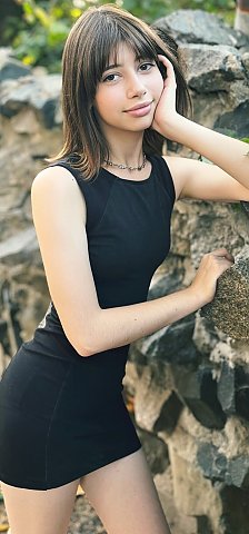 Alina Cherkasy 1613576