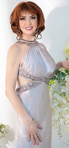 Valentina Kharkiv 1910746
