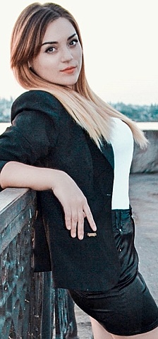 Yuliya Nikolaev 479306