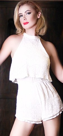 Anna Kharkov 747326